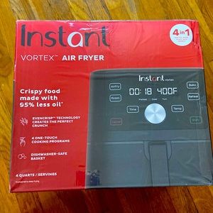 INSTANT VORTEX 4in1 AIR FRYER BRAND NEW SEALED 4QUARTS SERVINGS